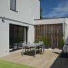 MAISON D'ARCHITECTE MODERNE AVEC PATION INTERIEUR ET GRANDE PIECE DE VIE A NANTES